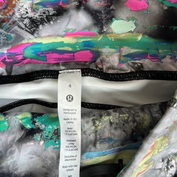 Lululemon set Fast and Free High-Rise Crop 23" with top all size 4 woman’s & 2 - Picture 9 of 16